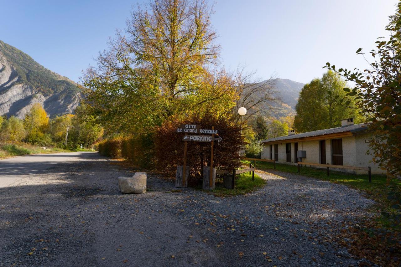 Gite le Grand Renaud Le Bourg-dʼOisans Exterior foto